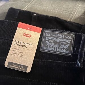 Brand new with tags Levi women corduroy black pants. Size 33x30